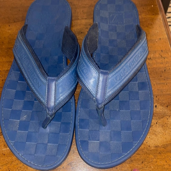 Louis Vuitton Sandals - Picture 3 of 6